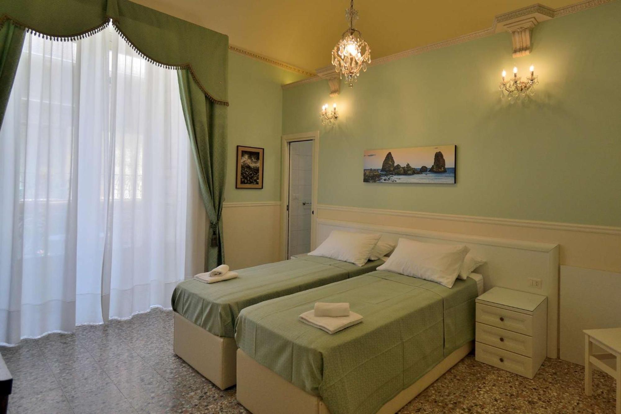 Bellini Inn Deluxe Catane Extérieur photo