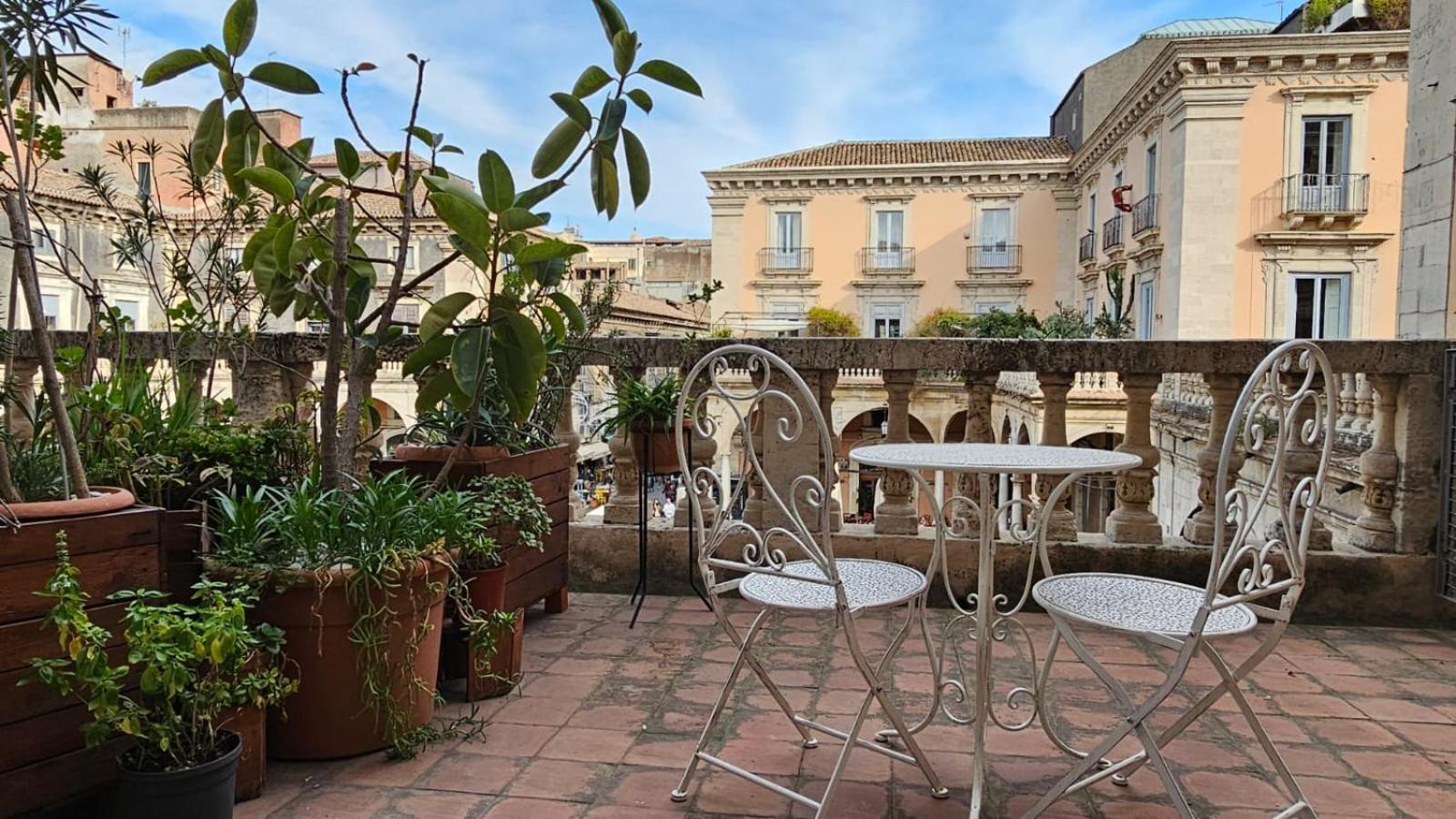 Bellini Inn Deluxe Catane Chambre photo